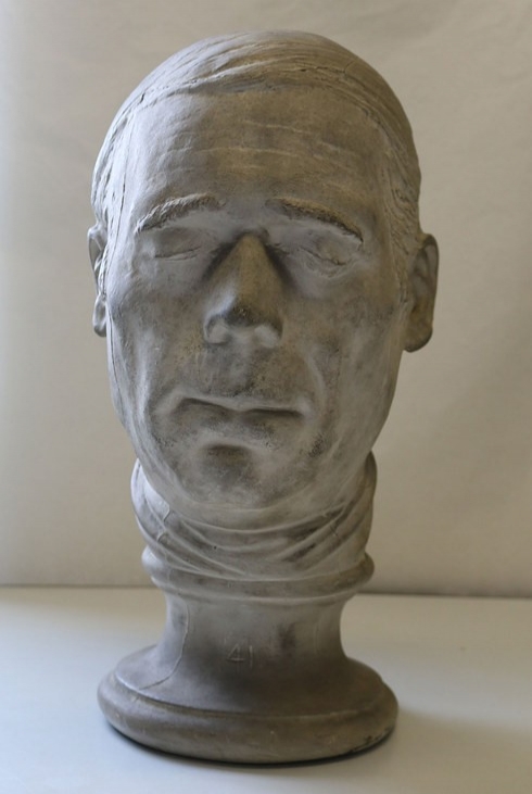 Foto - İdam edilmişlerdi... Depodan çıktılar