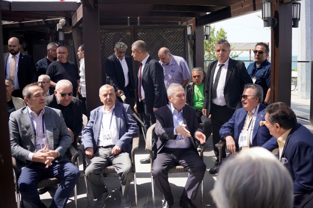 Foto - Aziz Yıldırım kendini tutamadı! Ali Koç'a olay sözler: Utansınlar, İsmail Kartal varken yaptılar