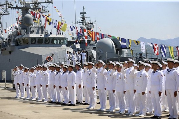 Foto - Aziz Yıldırım'dan Türk donanması savaş gemisi