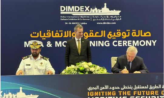 Foto - Aziz Yıldırım'dan Türk donanması savaş gemisi