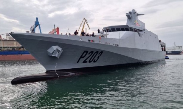 Foto - Aziz Yıldırım'ın şirketi o ülkeye savaş gemisi satacak! Üretim için anlaşma imzaladı