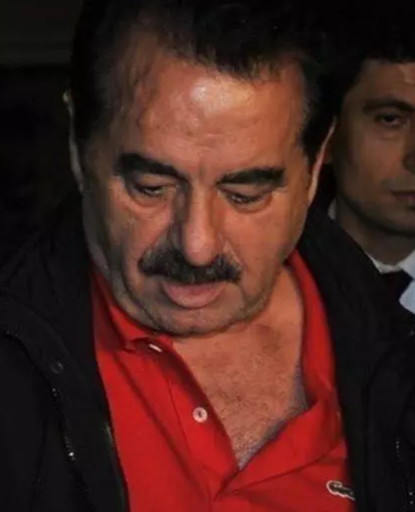 Foto - Baba ile oğulun ev kavgası! Tatlıses'in oğlu babasına ağzına geleni söyledi