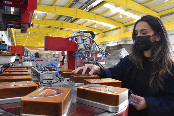 Foto - Baba mesleğini devraldı... Tam 65 ülkeye ihracat yapıyor
