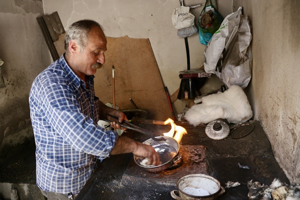 47 yıldır yaptığı baba mesleğini gelecek kuşaklara aktarmak istiyor