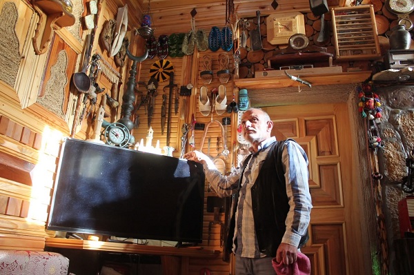 Baba ocağını kültür evine çevirdi 