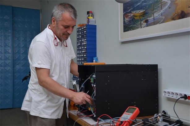 Foto - Baba-oğul 3 boyutlu yazıcı üretiyor!