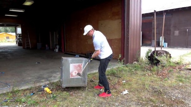 Foto - Baba oğul 30 senelik kasanın içini açtılar! İşte içinden çıkanlar...