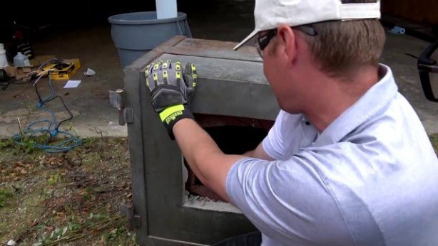 Foto - Baba oğul 30 senelik kasanın içini açtılar! İşte içinden çıkanlar...