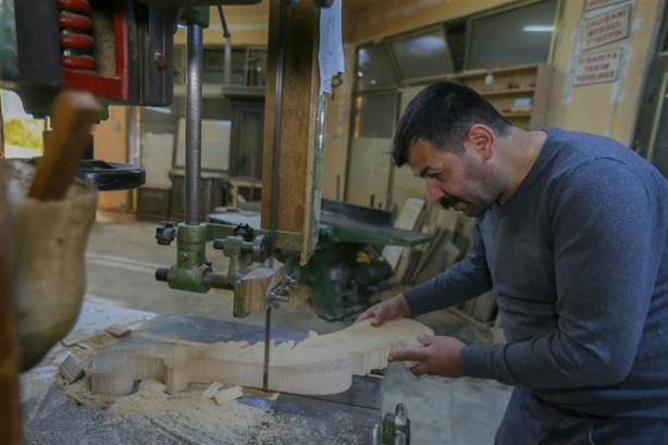 Foto - Baba-oğul Cumhurbaşkanlığı Külliyesi ve Beyaz Saray'a mobilya yaptılar