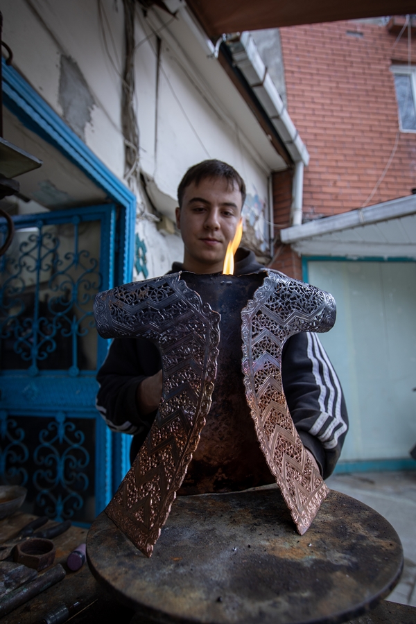 Foto - Baba-oğul kalemkarlık zanaatını yaşatmaya çalışıyor