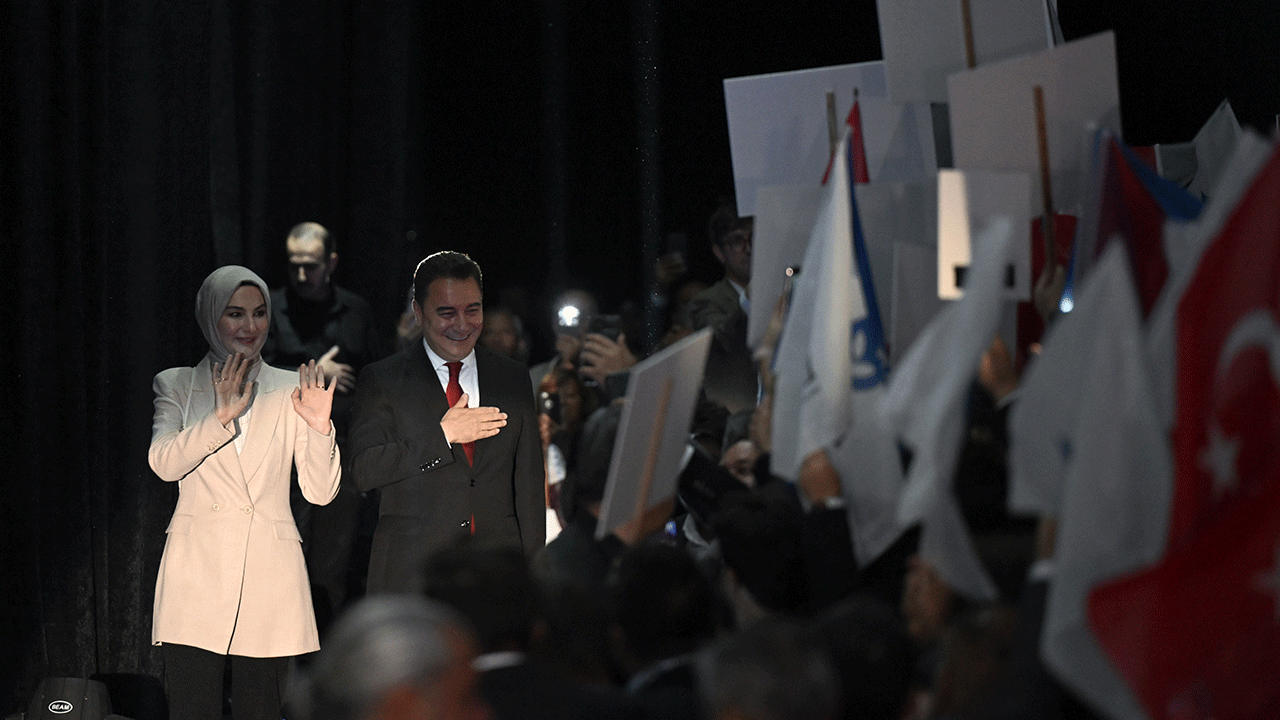 Foto - Babacan başkan seçildi