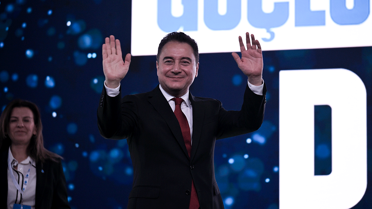 Foto - Babacan başkan seçildi