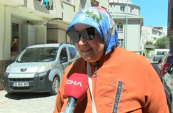 Foto - Babasından öğrendi günde 3 kez tüm sokakları süpürüyor! Bu mahallede çöp görmek mümkün değil