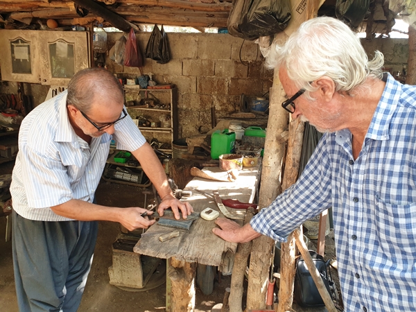 Foto - Babasından öğrendiği mesleğini 60 yıldır sürdürüyor