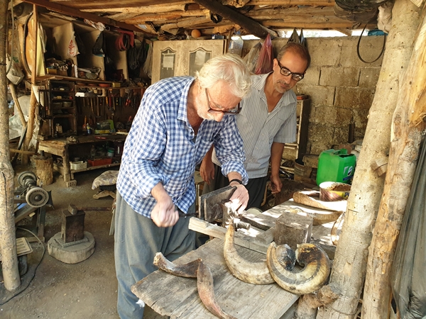 Foto - Babasından öğrendiği mesleğini 60 yıldır sürdürüyor
