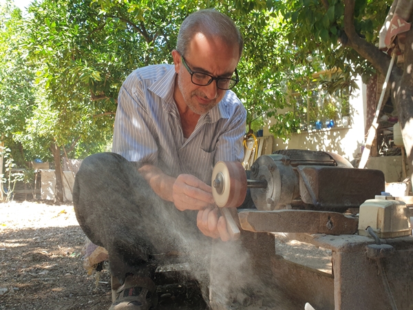 Foto - Babasından öğrendiği mesleğini 60 yıldır sürdürüyor
