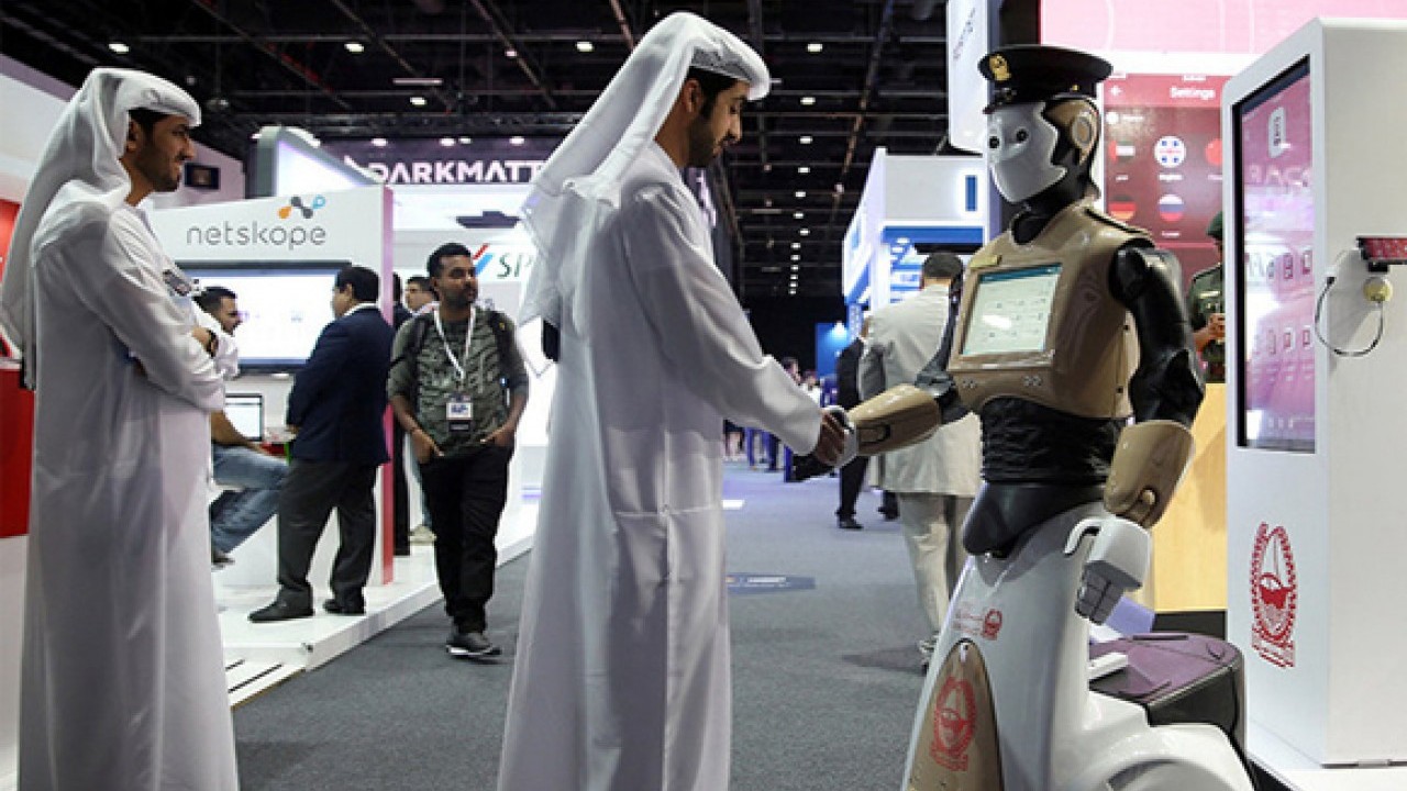 Foto - BAE de küresel yapay zekâ yarışına katıldı