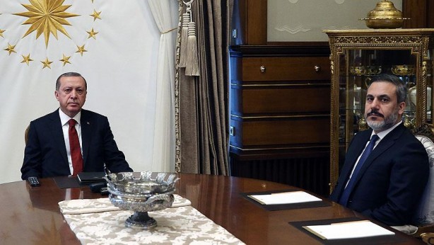 Foto - BAE Hakan Fidan'ı konuşuyor! Gündemi altüst etti