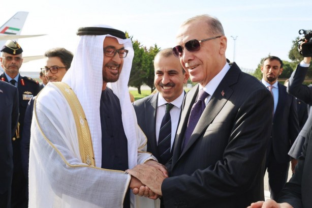 Foto - BAE ve Suudi Arabistan hamlesi sonuç verdi! Türkiye'ye dolar yağmaya başladı
