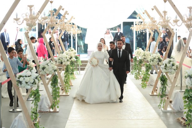 Foto - Bağcılar’da toplu düğün şöleni! 30 kişi böyle evlendi