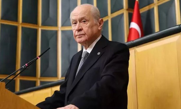 Foto - Bahçeli'den dikkat çeken poz