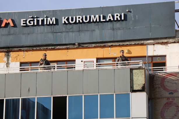 Foto - Bahçeli'den zehir zemberek sözler! 'Kılıçdaroğlu gavurun kılıcını sallayan milli güvenlik sorunudur'