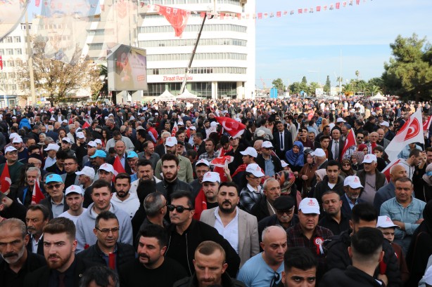 Foto - Bahçeli'den zehir zemberek sözler! 'Kılıçdaroğlu gavurun kılıcını sallayan milli güvenlik sorunudur'