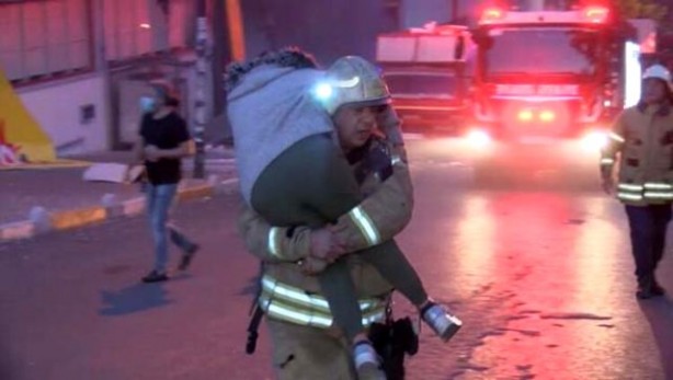 Foto - Bahçelievler'deki patlamaya ilişkin açıklama yapan İstanbul Valiliği acı haberi duyurdu