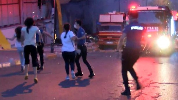 Foto - Bahçelievler'deki patlamaya ilişkin açıklama yapan İstanbul Valiliği acı haberi duyurdu