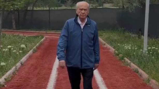 Foto - Bahçeli'nin 'Ferdi Tayfur'lu mesajı kime? Ankara'nın nabzını tutan isim MHP'li isimlere doğrulatarak açıkladı: Tepkisi buna