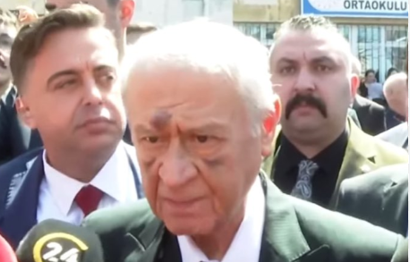 Bahçeli'nin yüzündeki morlukların sebebi belli oldu! Kahreden haber