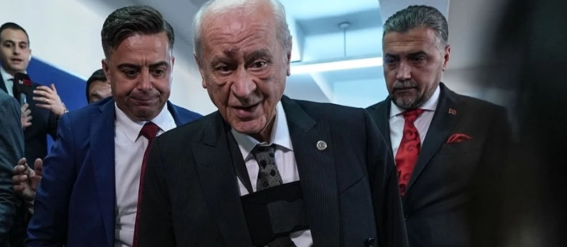 Foto - Bahçeli'nin yüzündeki morlukların sebebi belli oldu! Kahreden haber