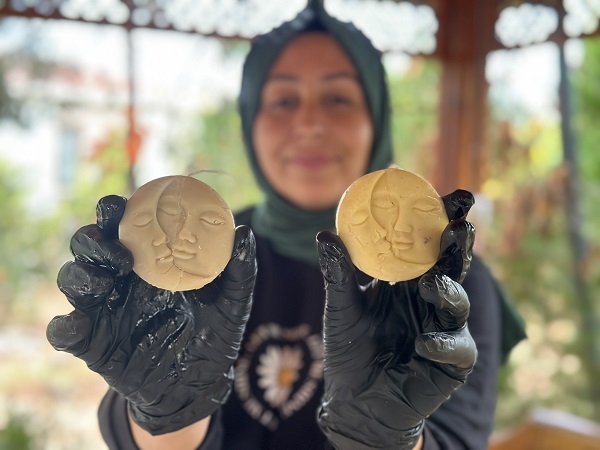 Foto - Bahçesinde yetiştiriyor! Bu sabun sivilce lekelerini yok ediyor