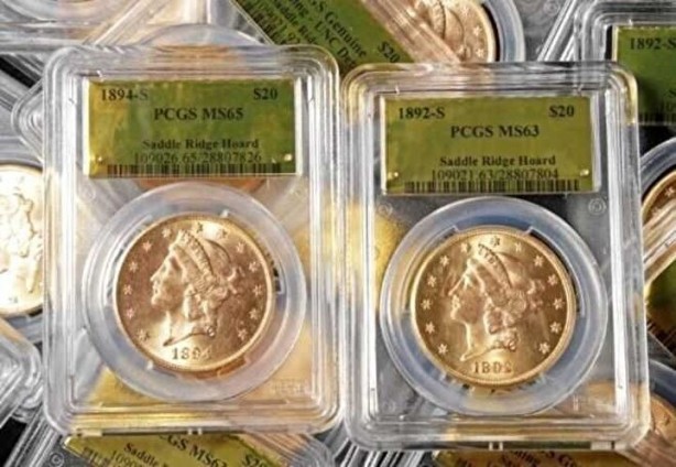 Foto - Bahçesindeki ağacın altında şans eseri buldu! Varilin içinden çıkanlar bir aileyi zengin etti, herkes şaşkın