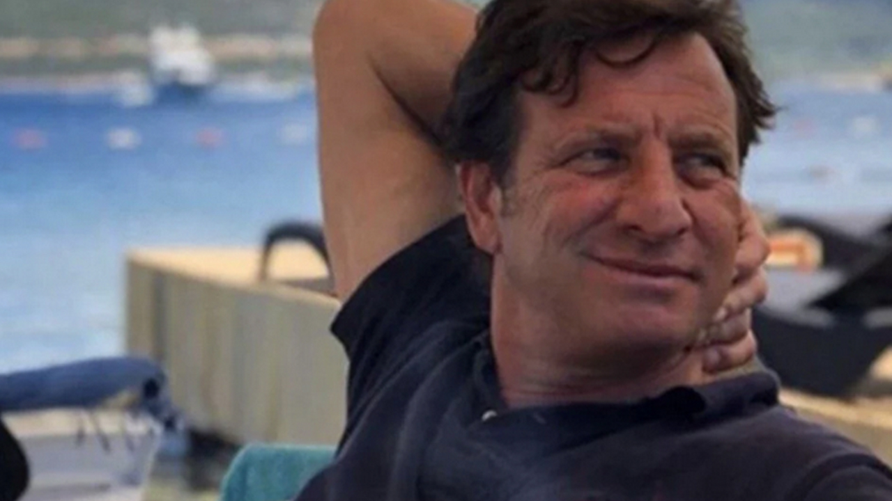 Foto - Bak sen şu Hülya Avşar'ın eski kocası Kaya Çilingiroğlu'na! O hareket olay oldu! Herkes bunu konuşuyor