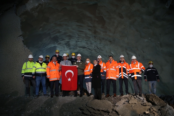 Foto - Bakan Adil Karaismailoğlu dev proje için tarih verdi