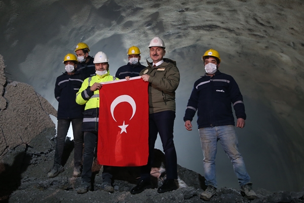 Foto - Bakan Adil Karaismailoğlu dev proje için tarih verdi
