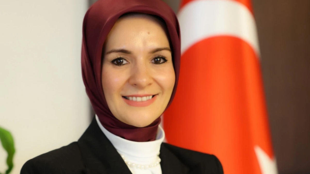 Foto - Bakan az önce duyurdu! Hesaplarınızı kontrol edin, paralar bugün yatırılıyor