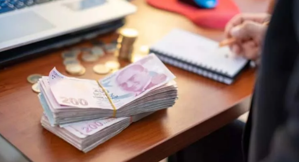 Foto - Bakan Bilgin'den en düşük emekli aylığı ve emekli ikramiyelerine 'zam' açıklaması