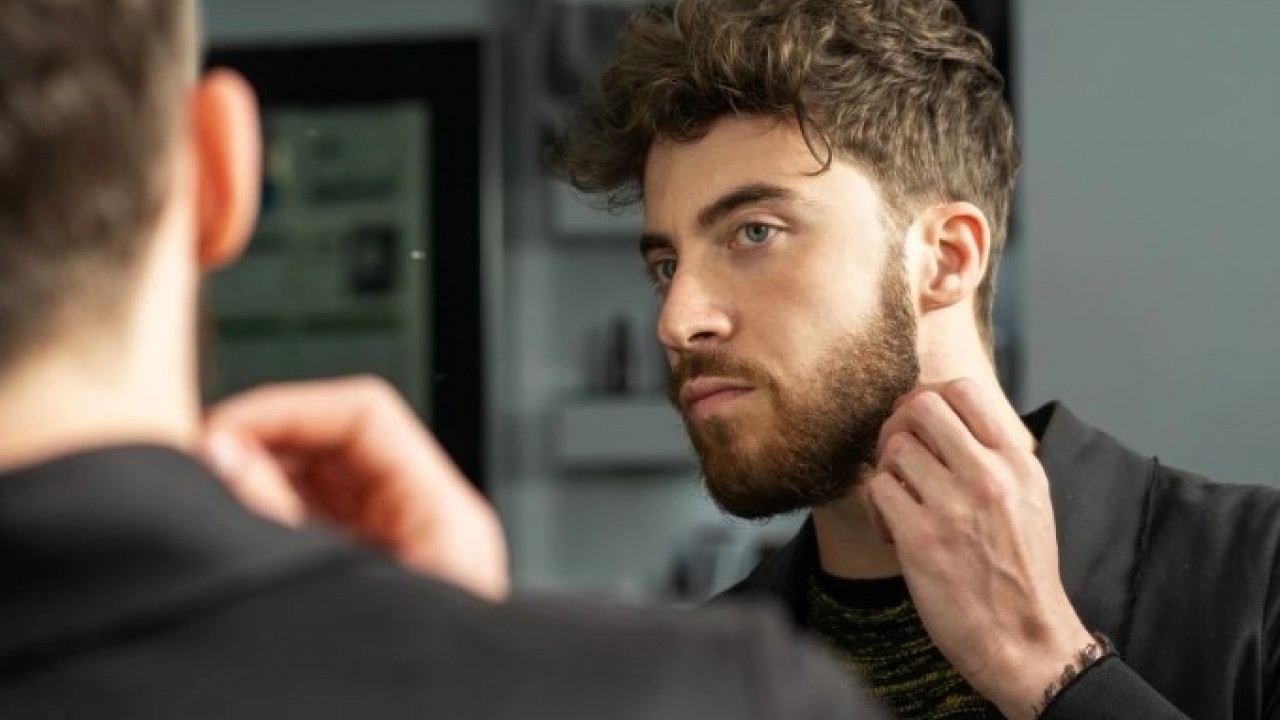 Foto - Bakan bir daha bakacak! Sakalları kimyasal kullanmadan uzatmanın doğal yolu