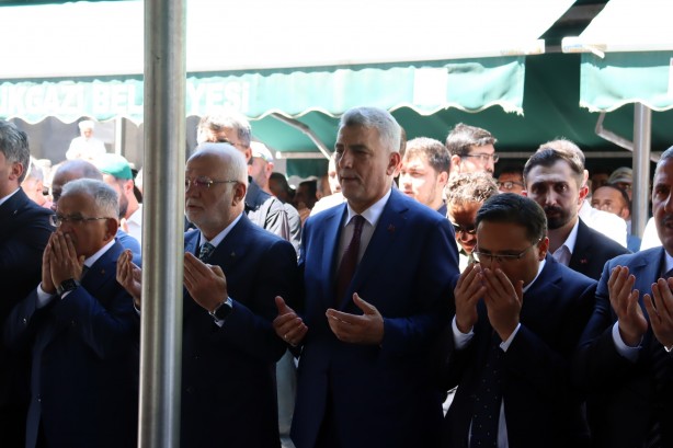 Foto - Bakan Bolat, Haniye için kılınan gıyabi cenaze namazına katıldı