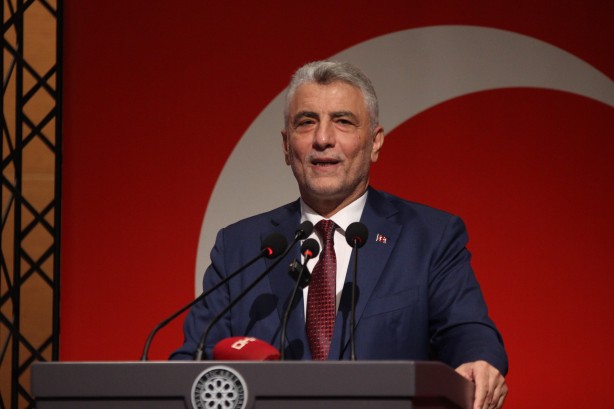 Bakan Bolat: "Tarihin en yüksek Temmuz ayı ihracat rekorunu kırdık"