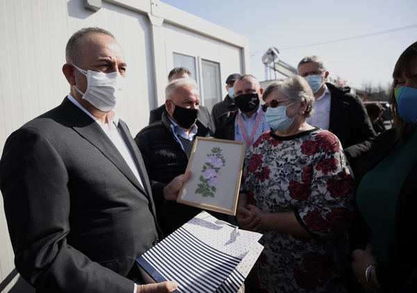 Bakan Çavuşoğlu'ndan önemli ziyaret