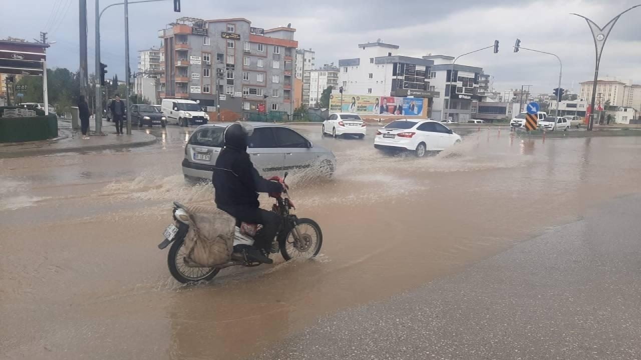 Foto - Bakan Çiftçi'den kuvvetli sağanak uyarısı! Uyarı kodu sarıdan turuncuya geçti!