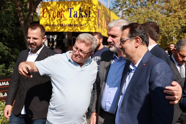 Foto - Bakan Dönmez vatandaşa taksi gönderdi