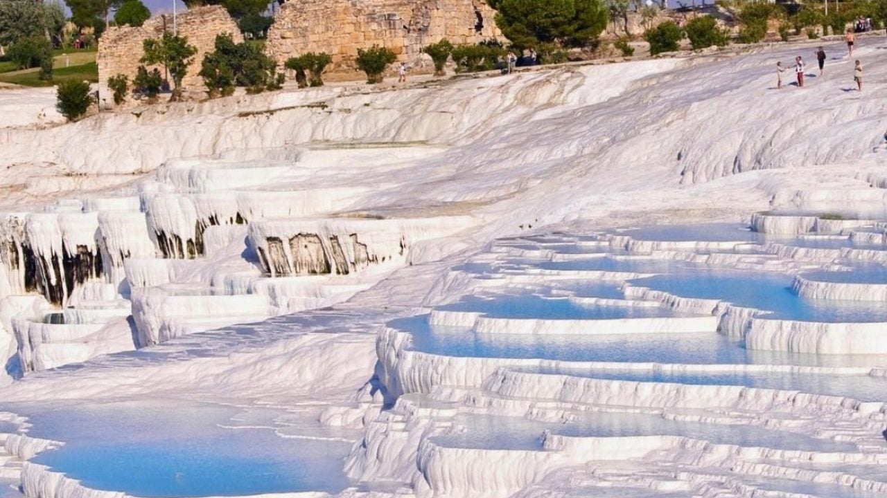 Foto - Bakan Ersoy, turizm geliri 2026'nın ilk 9 ayında 51 milyar 278 milyon dolar 