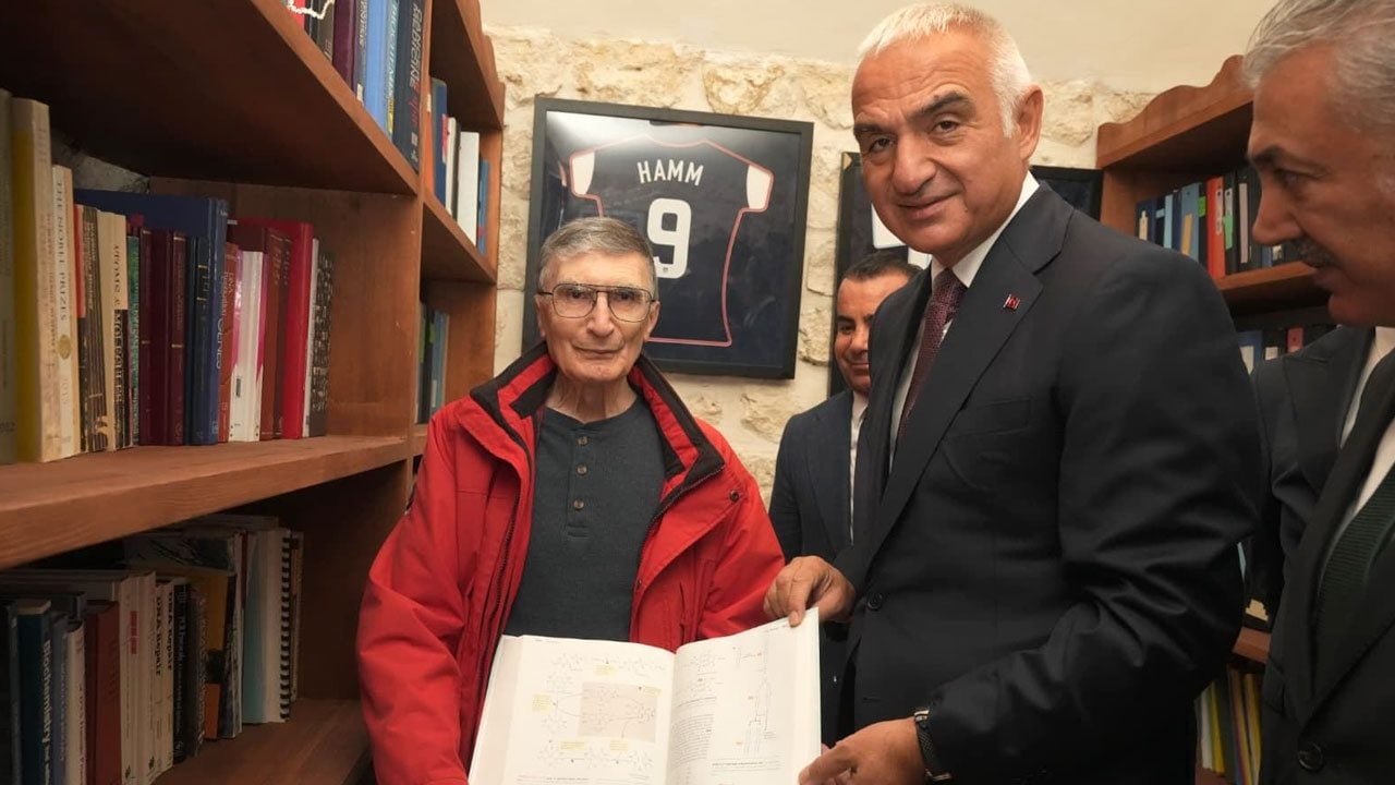 Foto - Bakan Ersoy’dan Aziz Sancar’a büyük vefa: Baba ocağı bilimin yuvası olacak