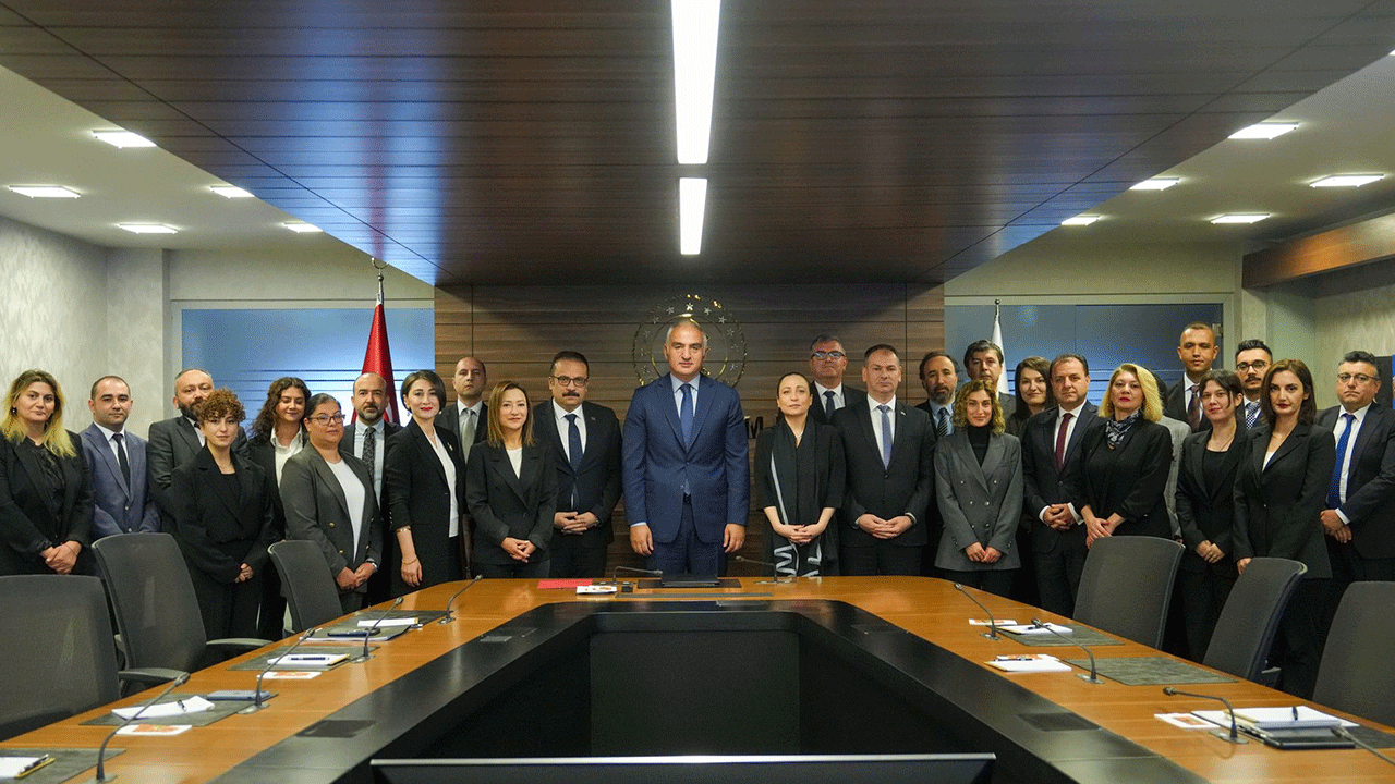 Bakan Ersoy’dan dikkat çeken açıklama! 5 yılda 8.967 eser geri getirildi