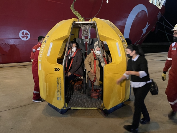 Foto - Bakan Fatih Dönmez'den Yavuz Sondaj Gemisi'ne ziyaret