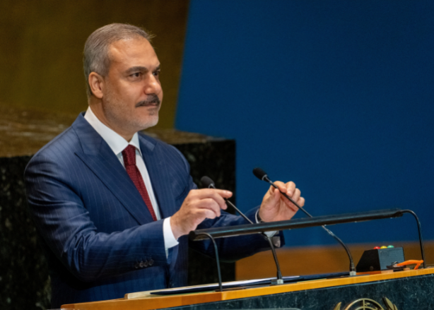 Foto - Bakan Fidan son derece kararlı konuştu! Filistinli kardeşlerimizi açlığa ve katliama mahkûm etmeyeceğiz ve sessiz kalmayacağız.